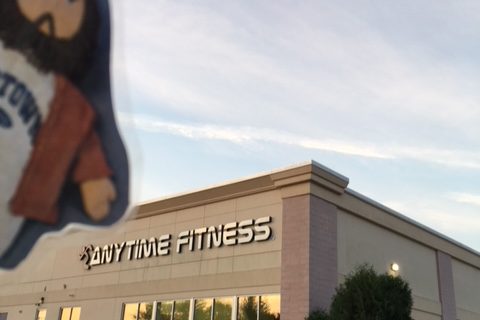 Flat Jesus Works Out